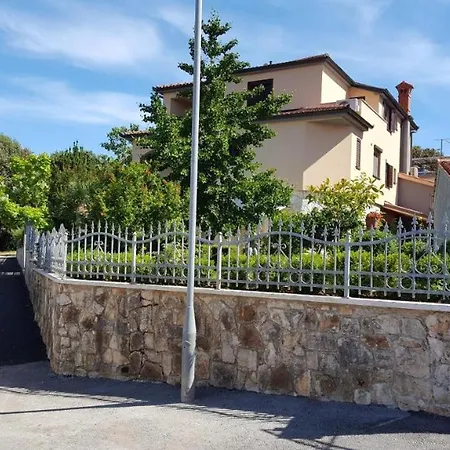 Apartman Ginkgo Banjole